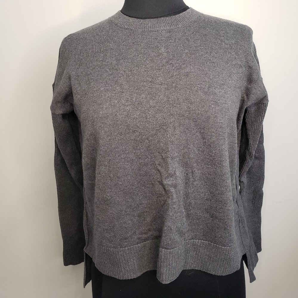 ATHLETA Open Back pullover sweater | Size XS
